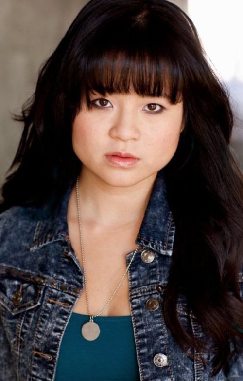 Kelly Marie Tran Fotos