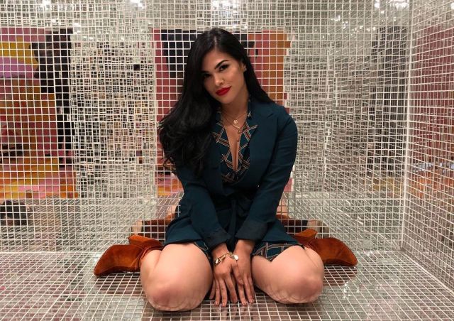 Rachael Ostovich Fotos